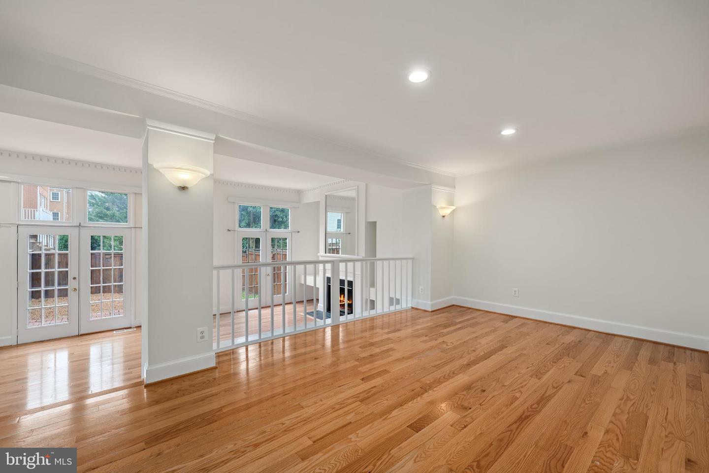 1829 JEFFERSONIAN DR, VIENNA, Virginia 22182, 4 Bedrooms Bedrooms, ,3 BathroomsBathrooms,Residential,For sale,1829 JEFFERSONIAN DR,VAFX2264934 MLS # VAFX2264934