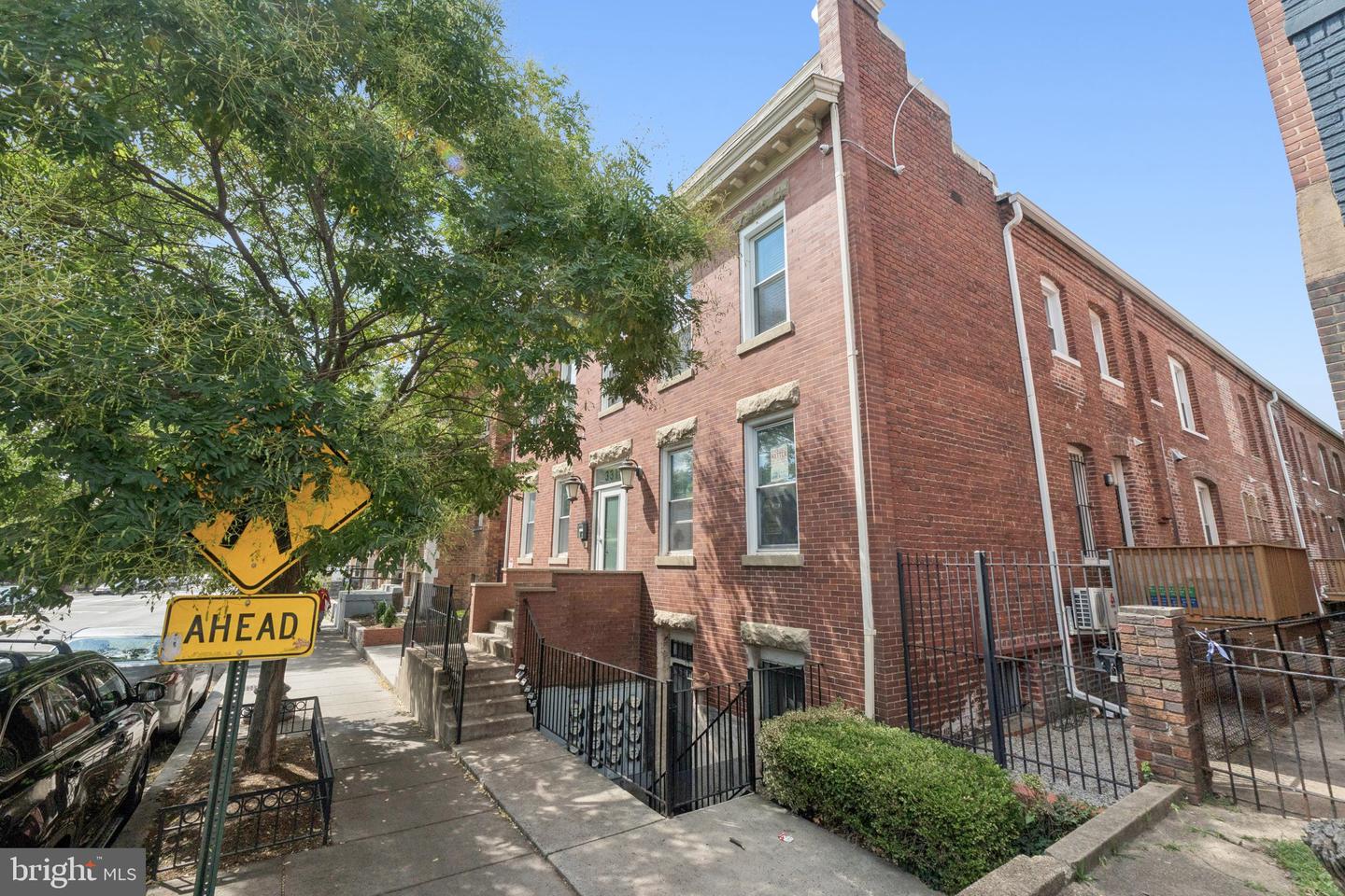 3318 SHERMAN AVE NW #101, WASHINGTON, District Of Columbia 20010, 1 Bedroom Bedrooms, ,1 BathroomBathrooms,Residential,For sale,3318 SHERMAN AVE NW #101,DCDC2220554 MLS # DCDC2220554
