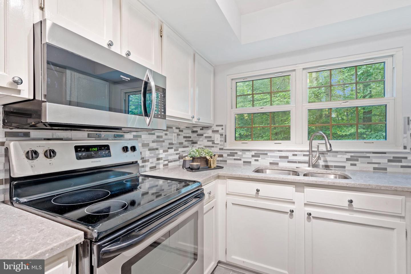 12213 STEVENSON CT #12213, WOODBRIDGE, Virginia 22192, 2 Bedrooms Bedrooms, ,1 BathroomBathrooms,Residential,For sale,12213 STEVENSON CT #12213,VAPW2103378 MLS # VAPW2103378