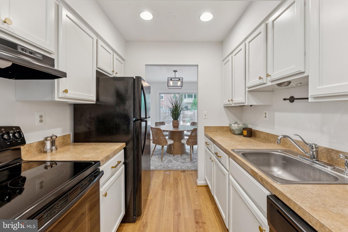 2951 CASHEL LN, VIENNA, Virginia 22181, 3 Bedrooms Bedrooms, ,2 BathroomsBathrooms,Residential,For sale,2951 CASHEL LN,VAFX2265364 MLS # VAFX2265364