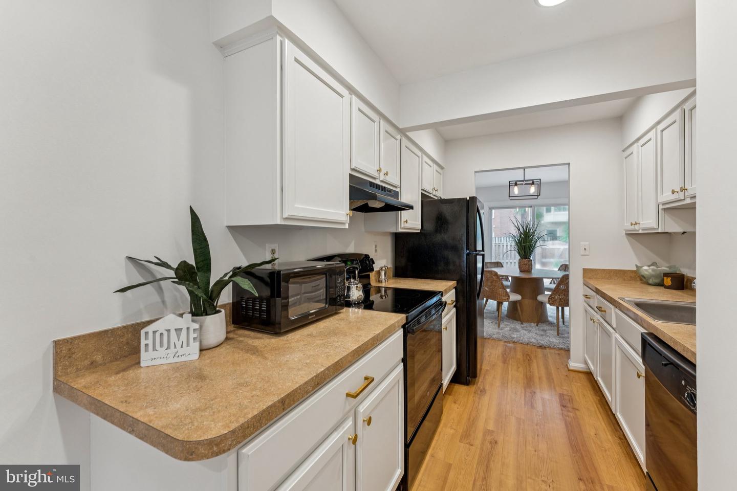 2951 CASHEL LN, VIENNA, Virginia 22181, 3 Bedrooms Bedrooms, ,2 BathroomsBathrooms,Residential,For sale,2951 CASHEL LN,VAFX2265364 MLS # VAFX2265364