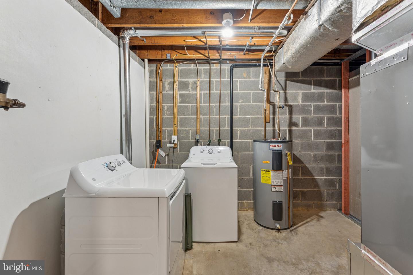 2951 CASHEL LN, VIENNA, Virginia 22181, 3 Bedrooms Bedrooms, ,2 BathroomsBathrooms,Residential,For sale,2951 CASHEL LN,VAFX2265364 MLS # VAFX2265364