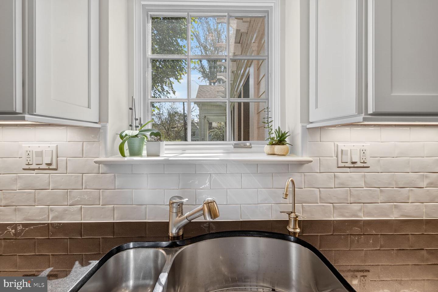 3218 QUESADA ST NW, WASHINGTON, District Of Columbia 20015, 4 Bedrooms Bedrooms, ,3 BathroomsBathrooms,Residential,For sale,3218 QUESADA ST NW,DCDC2220992 MLS # DCDC2220992