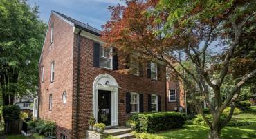 3218 QUESADA ST NW, WASHINGTON, District Of Columbia 20015, 4 Bedrooms Bedrooms, ,3 BathroomsBathrooms,Residential,For sale,3218 QUESADA ST NW,DCDC2220992 MLS # DCDC2220992