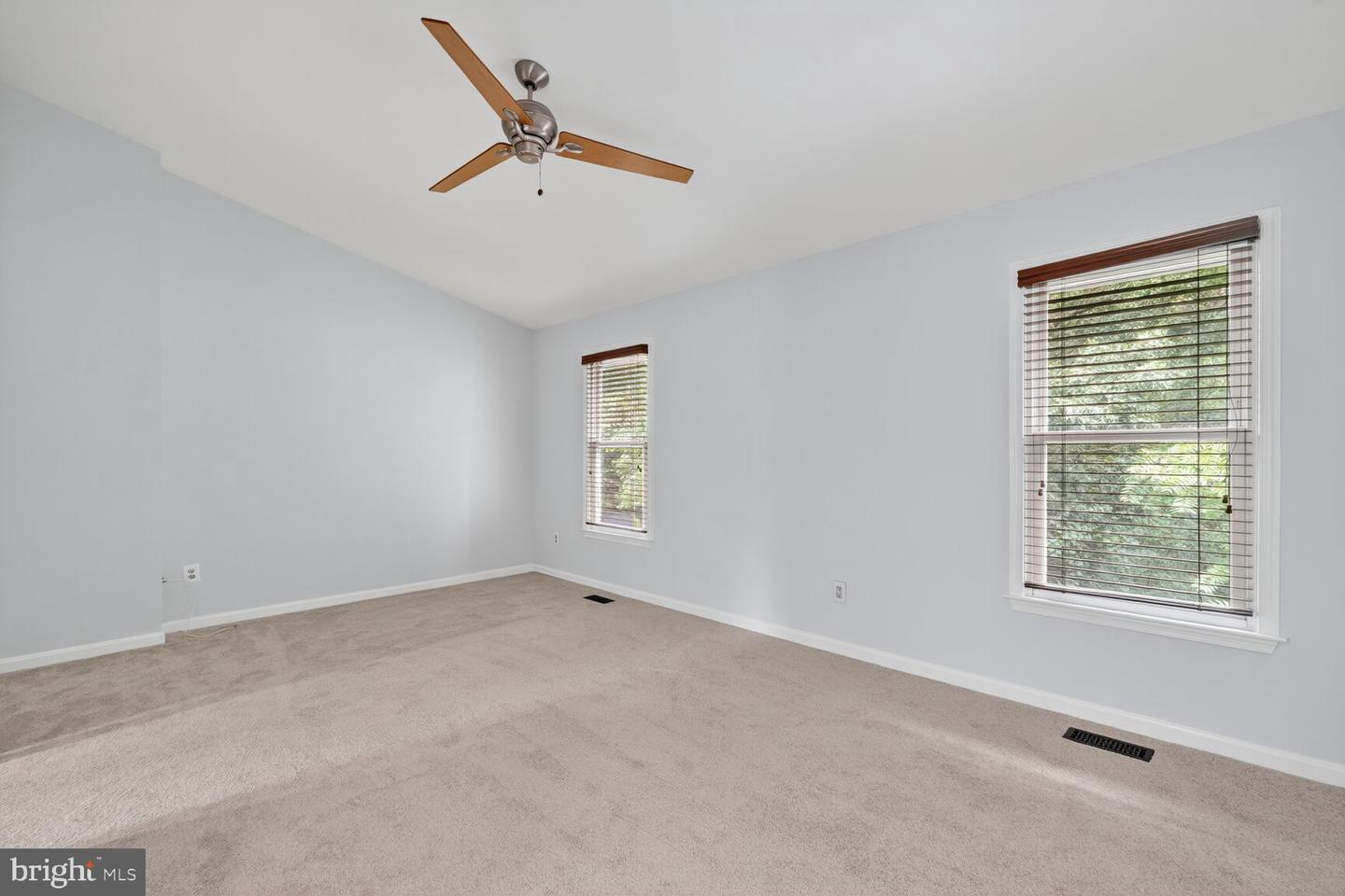 5302 RIDLEY CT, ALEXANDRIA, Virginia 22315, 3 Bedrooms Bedrooms, ,2 BathroomsBathrooms,Residential,For sale,5302 RIDLEY CT,VAFX2265514 MLS # VAFX2265514