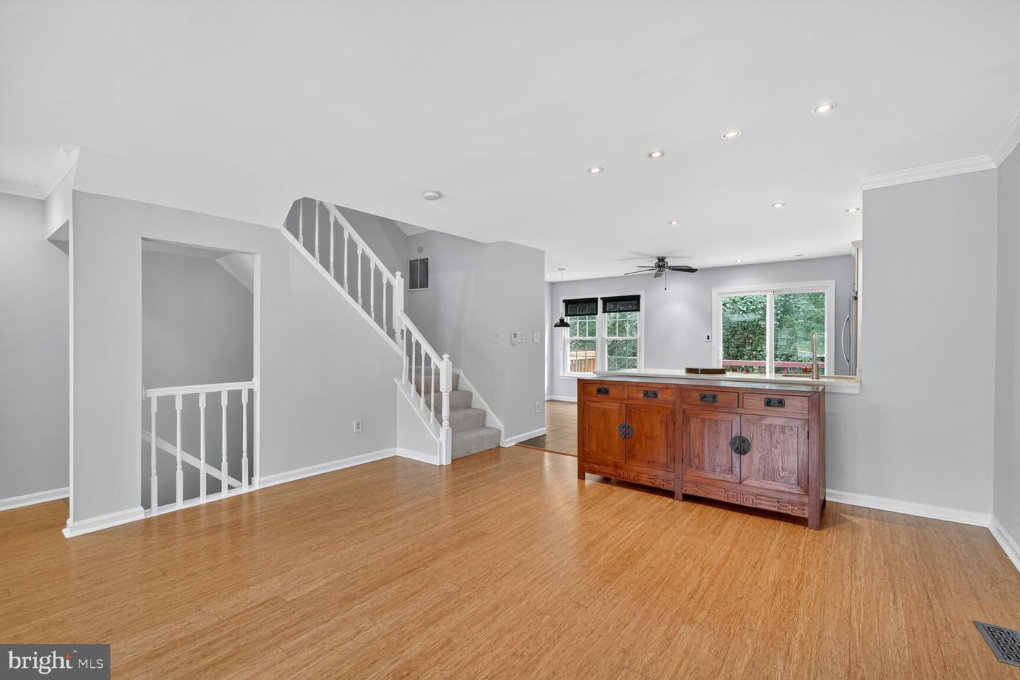 5302 RIDLEY CT, ALEXANDRIA, Virginia 22315, 3 Bedrooms Bedrooms, ,2 BathroomsBathrooms,Residential,For sale,5302 RIDLEY CT,VAFX2265514 MLS # VAFX2265514