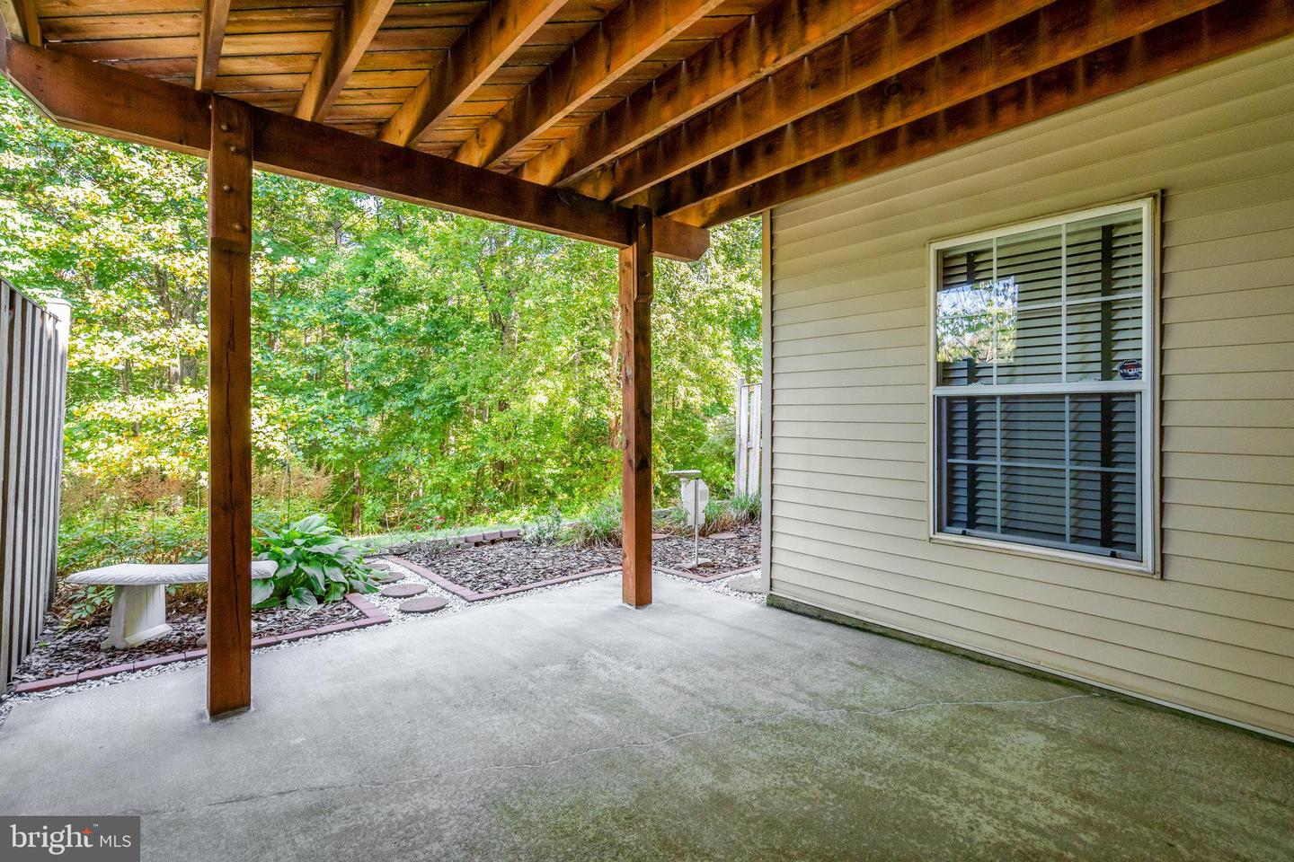 13244 MAPLE CREEK LN, CENTREVILLE, Virginia 20120, 3 Bedrooms Bedrooms, ,2 BathroomsBathrooms,Residential,For sale,13244 MAPLE CREEK LN,VAFX2266014 MLS # VAFX2266014