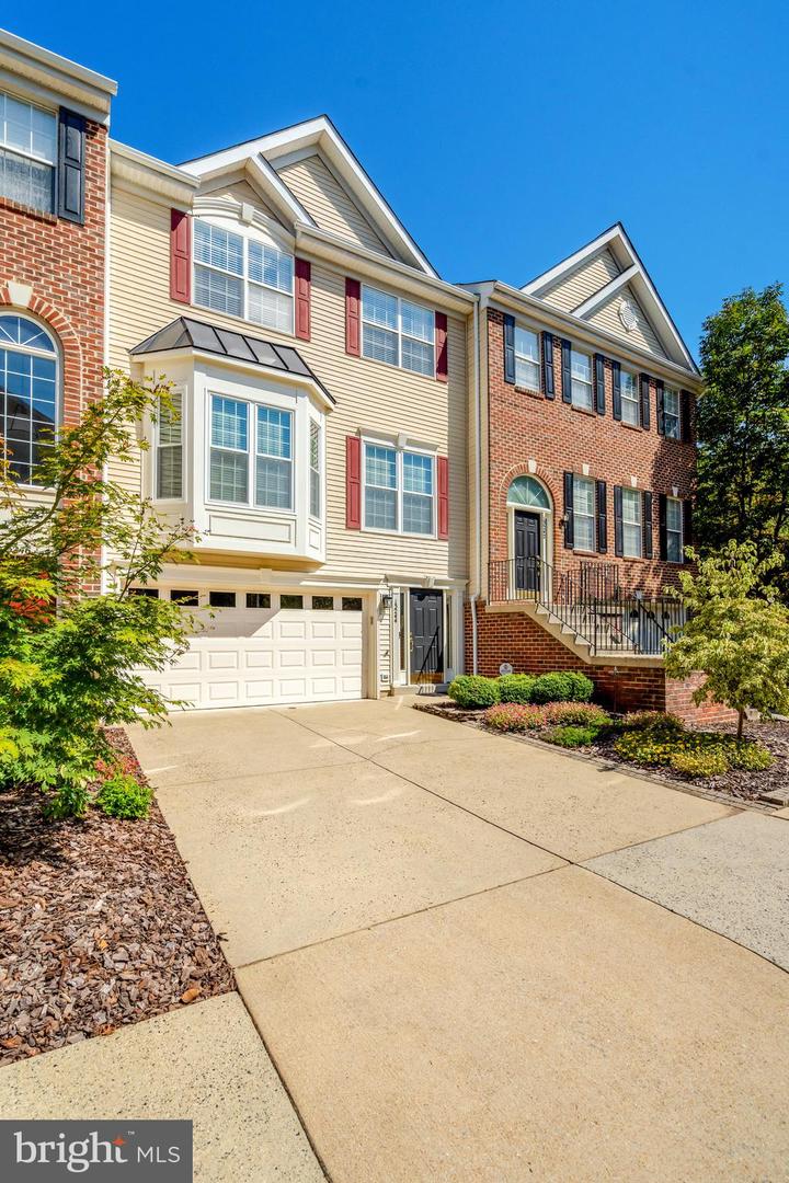 13244 MAPLE CREEK LN, CENTREVILLE, Virginia 20120, 3 Bedrooms Bedrooms, ,2 BathroomsBathrooms,Residential,For sale,13244 MAPLE CREEK LN,VAFX2266014 MLS # VAFX2266014