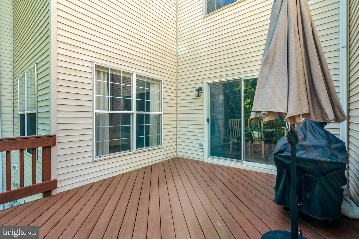 13244 MAPLE CREEK LN, CENTREVILLE, Virginia 20120, 3 Bedrooms Bedrooms, ,2 BathroomsBathrooms,Residential,For sale,13244 MAPLE CREEK LN,VAFX2266014 MLS # VAFX2266014