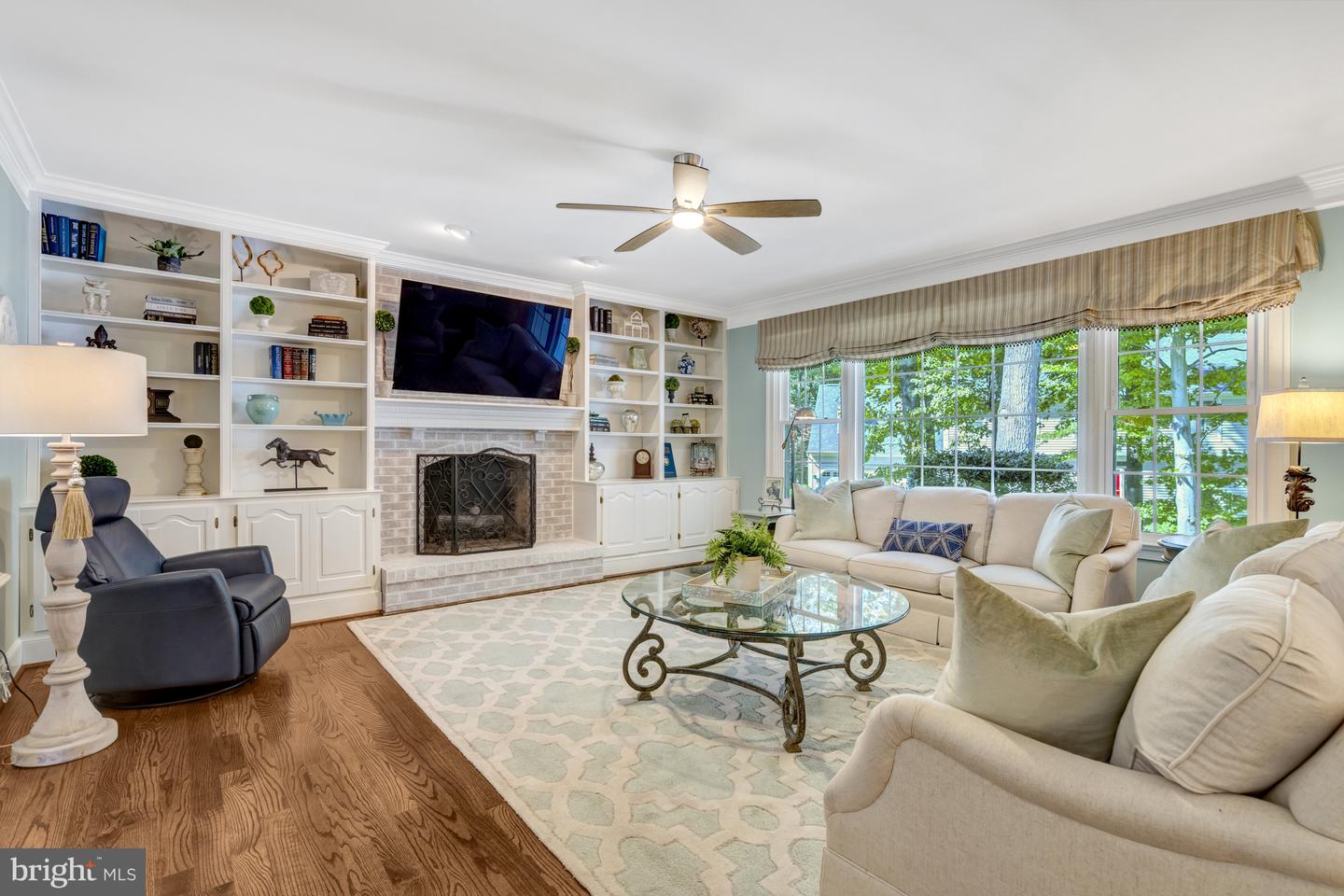 13824 FOGGY HILLS CT, CLIFTON, Virginia 20124, 5 Bedrooms Bedrooms, ,3 BathroomsBathrooms,Residential,For sale,13824 FOGGY HILLS CT,VAFX2266244 MLS # VAFX2266244
