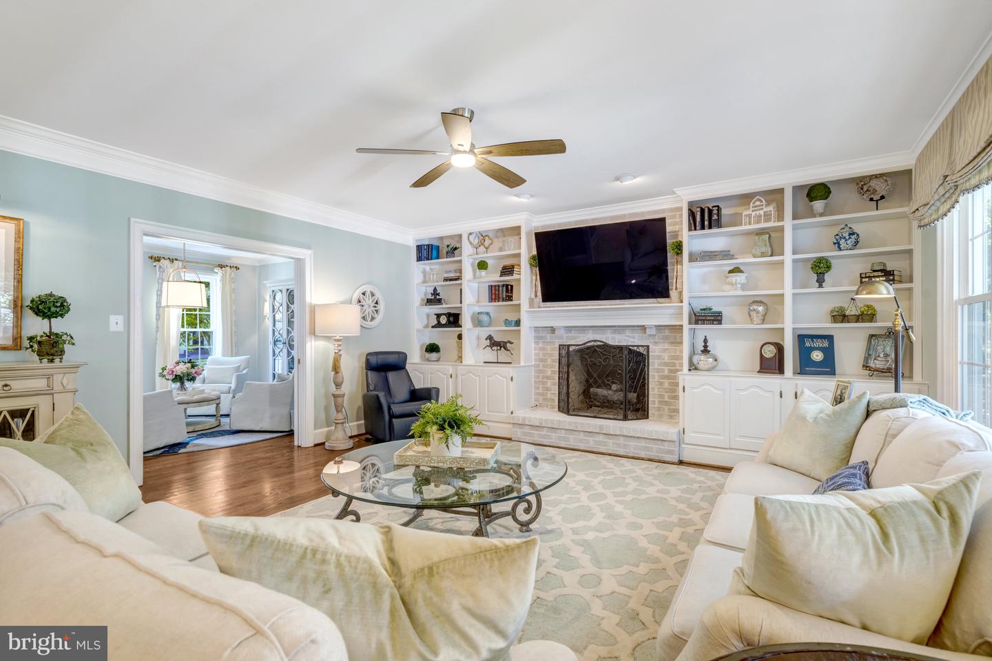 13824 FOGGY HILLS CT, CLIFTON, Virginia 20124, 5 Bedrooms Bedrooms, ,3 BathroomsBathrooms,Residential,For sale,13824 FOGGY HILLS CT,VAFX2266244 MLS # VAFX2266244