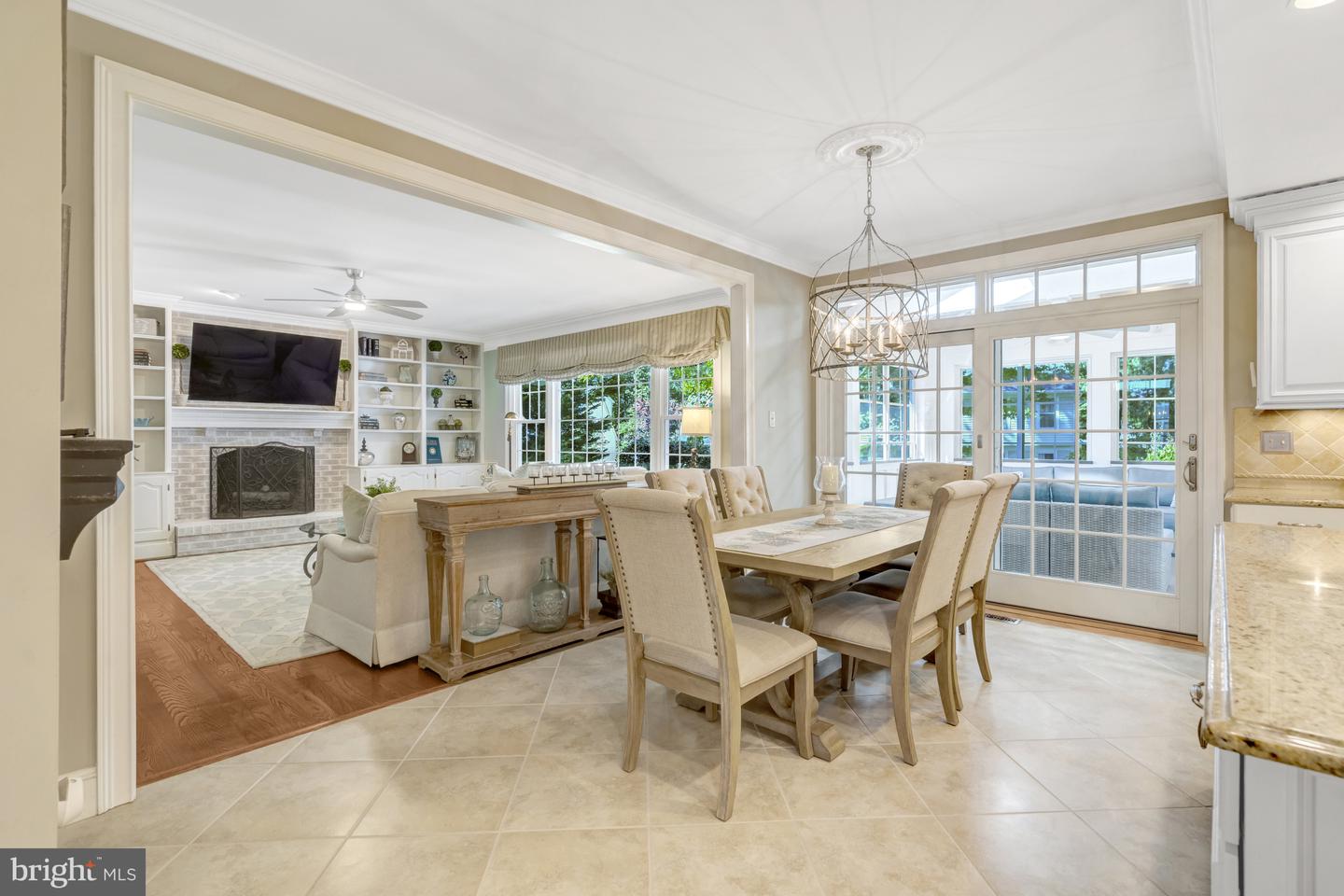 13824 FOGGY HILLS CT, CLIFTON, Virginia 20124, 5 Bedrooms Bedrooms, ,3 BathroomsBathrooms,Residential,For sale,13824 FOGGY HILLS CT,VAFX2266244 MLS # VAFX2266244