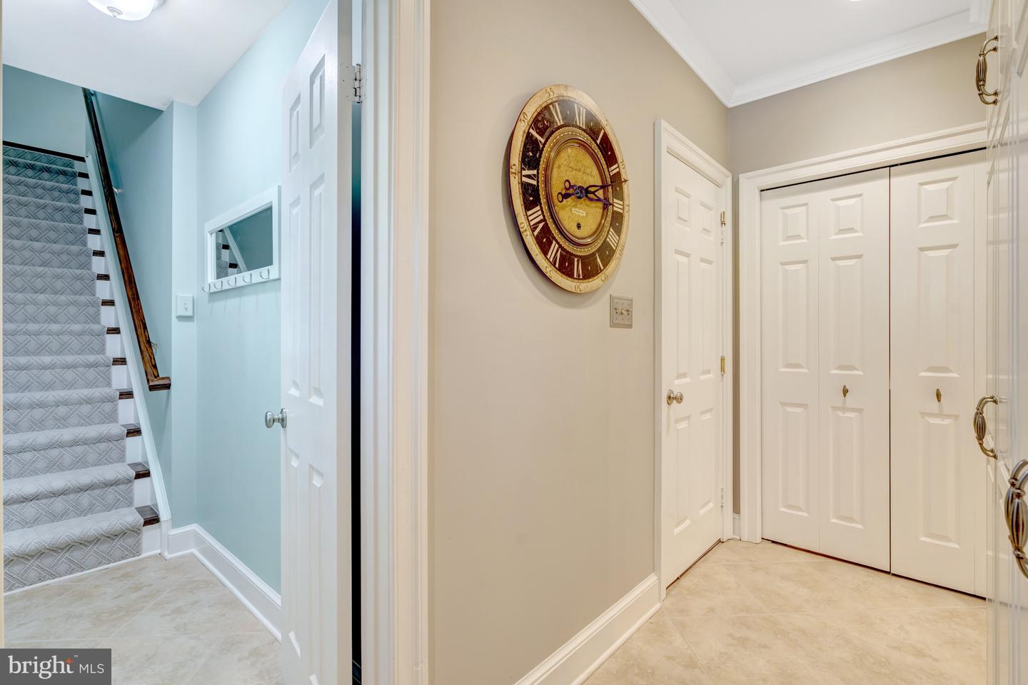 13824 FOGGY HILLS CT, CLIFTON, Virginia 20124, 5 Bedrooms Bedrooms, ,3 BathroomsBathrooms,Residential,For sale,13824 FOGGY HILLS CT,VAFX2266244 MLS # VAFX2266244