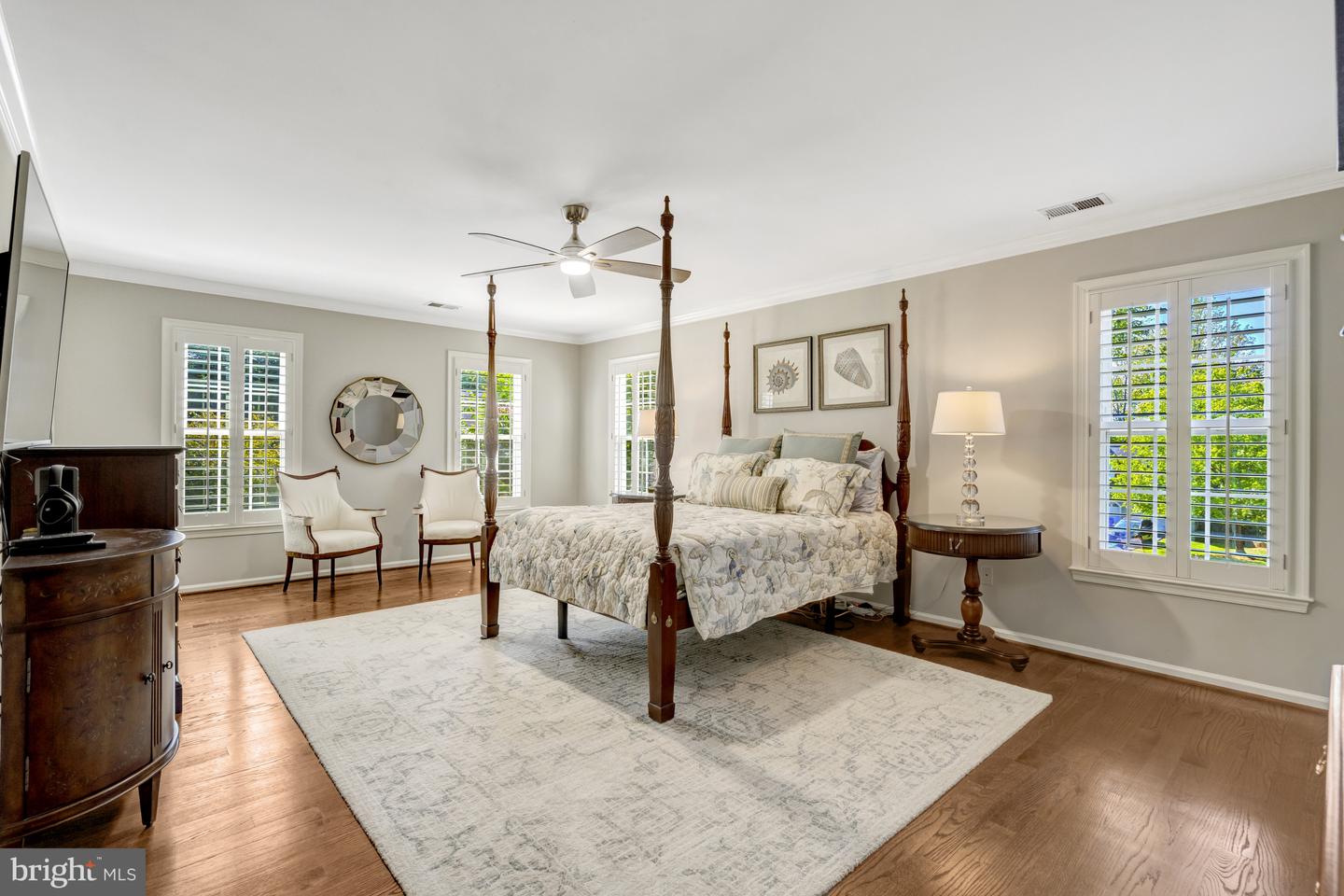 13824 FOGGY HILLS CT, CLIFTON, Virginia 20124, 5 Bedrooms Bedrooms, ,3 BathroomsBathrooms,Residential,For sale,13824 FOGGY HILLS CT,VAFX2266244 MLS # VAFX2266244