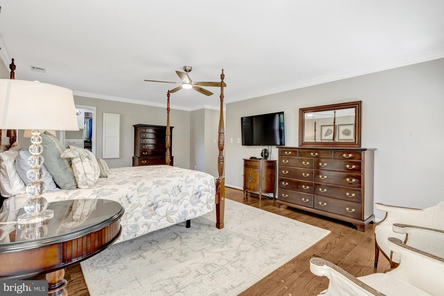13824 FOGGY HILLS CT, CLIFTON, Virginia 20124, 5 Bedrooms Bedrooms, ,3 BathroomsBathrooms,Residential,For sale,13824 FOGGY HILLS CT,VAFX2266244 MLS # VAFX2266244