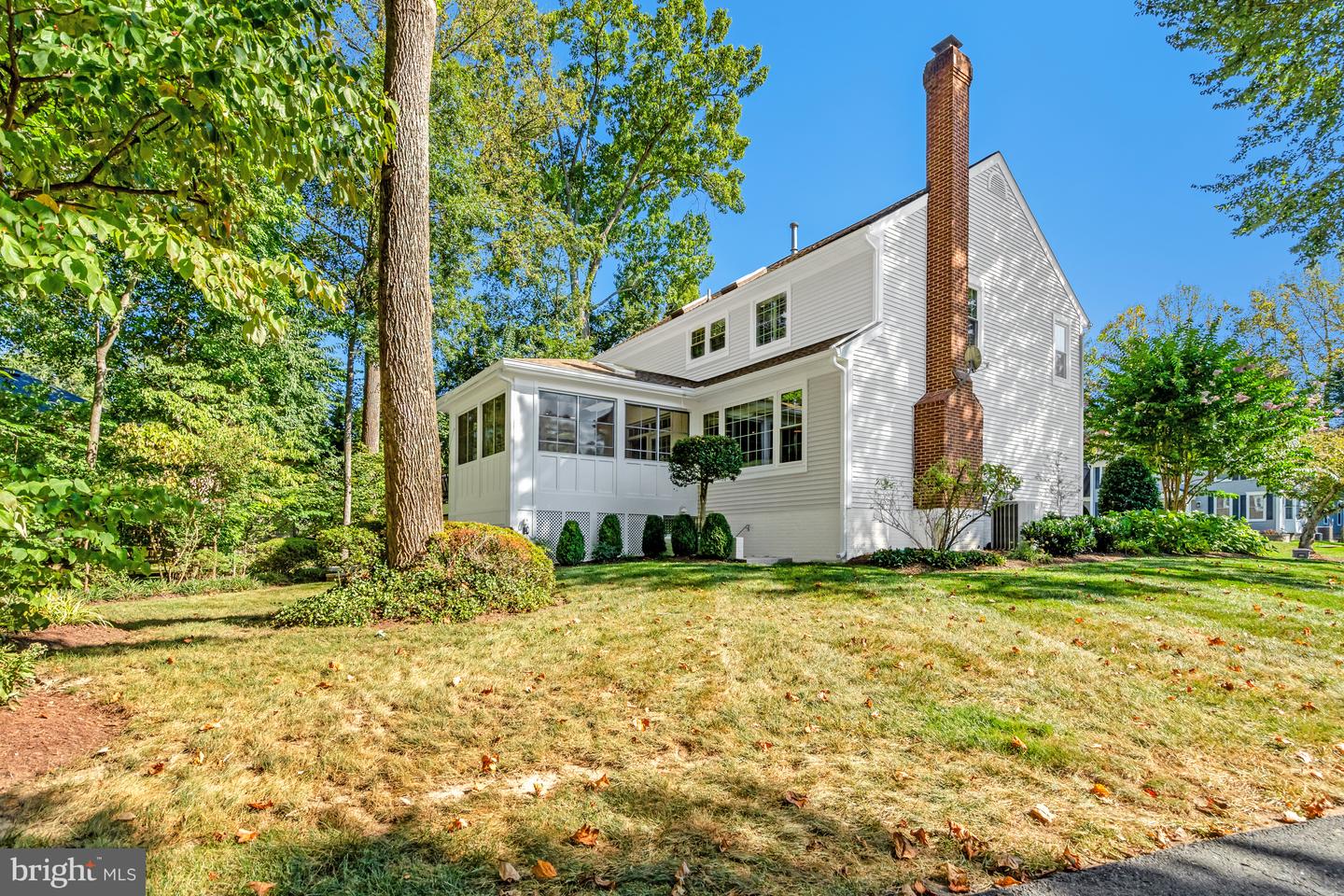 13824 FOGGY HILLS CT, CLIFTON, Virginia 20124, 5 Bedrooms Bedrooms, ,3 BathroomsBathrooms,Residential,For sale,13824 FOGGY HILLS CT,VAFX2266244 MLS # VAFX2266244