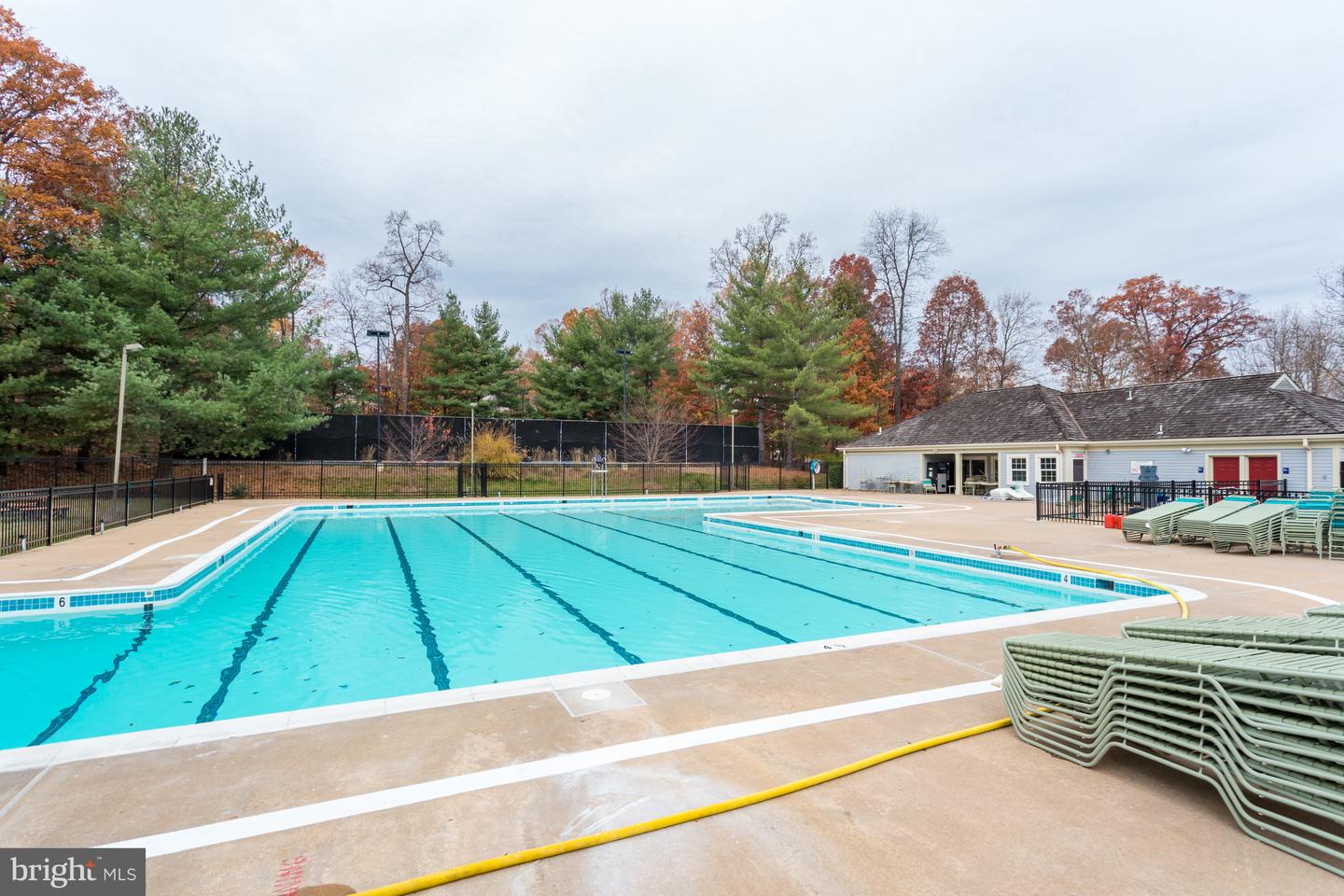 13824 FOGGY HILLS CT, CLIFTON, Virginia 20124, 5 Bedrooms Bedrooms, ,3 BathroomsBathrooms,Residential,For sale,13824 FOGGY HILLS CT,VAFX2266244 MLS # VAFX2266244
