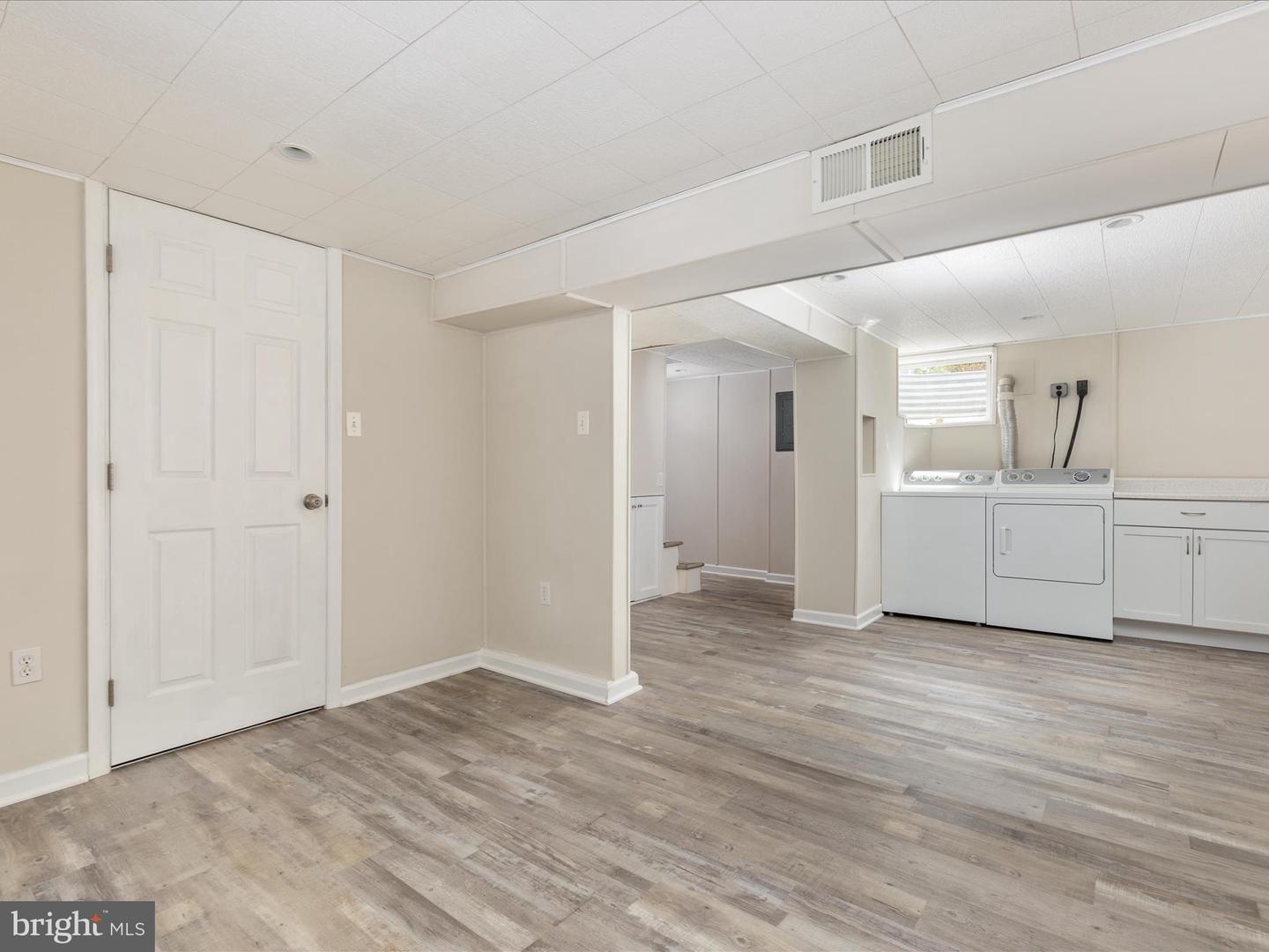 6800 WESTLAWN DR, FALLS CHURCH, Virginia 22042, 4 Bedrooms Bedrooms, ,2 BathroomsBathrooms,Residential,For sale,6800 WESTLAWN DR,VAFX2266504 MLS # VAFX2266504