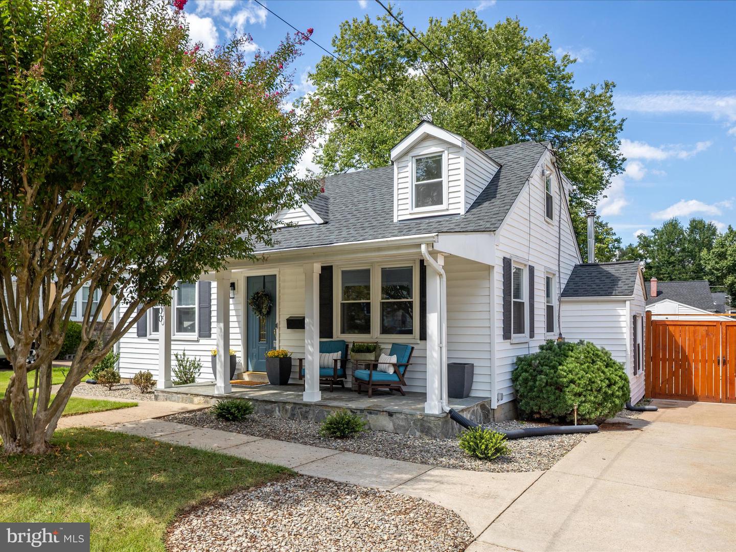 6800 WESTLAWN DR, FALLS CHURCH, Virginia 22042, 4 Bedrooms Bedrooms, ,2 BathroomsBathrooms,Residential,For sale,6800 WESTLAWN DR,VAFX2266504 MLS # VAFX2266504
