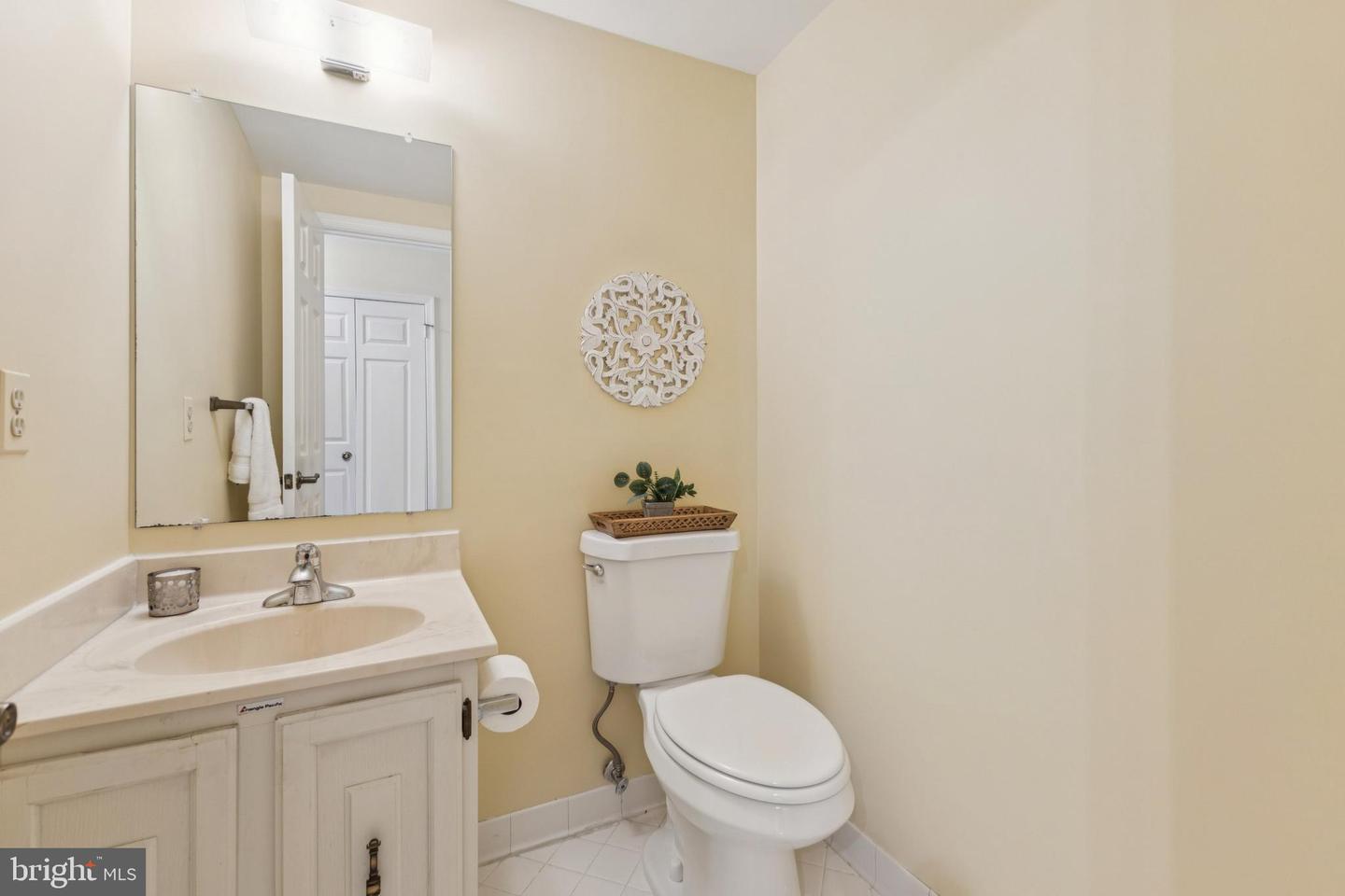 5920 6TH ST S, FALLS CHURCH, Virginia 22041, 4 Bedrooms Bedrooms, ,2 BathroomsBathrooms,Residential,For sale,5920 6TH ST S,VAFX2267040 MLS # VAFX2267040
