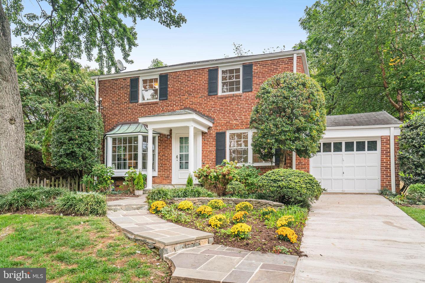 5424 24TH ST N, ARLINGTON, Virginia 22205, 3 Bedrooms Bedrooms, ,1 BathroomBathrooms,Residential,For sale,5424 24TH ST N,VAAR2063700 MLS # VAAR2063700