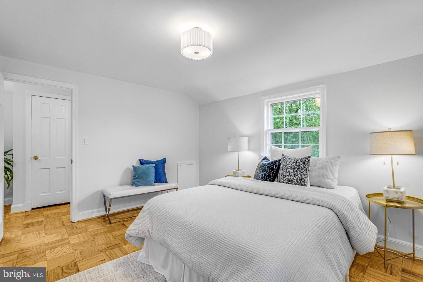 5424 24TH ST N, ARLINGTON, Virginia 22205, 3 Bedrooms Bedrooms, ,1 BathroomBathrooms,Residential,For sale,5424 24TH ST N,VAAR2063700 MLS # VAAR2063700