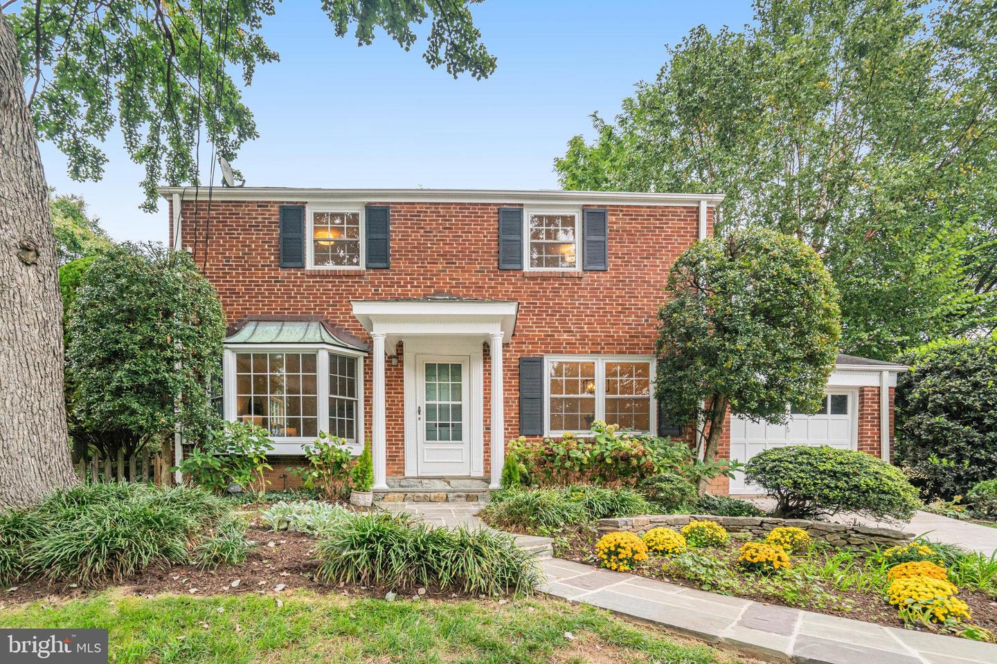 5424 24TH ST N, ARLINGTON, Virginia 22205, 3 Bedrooms Bedrooms, ,1 BathroomBathrooms,Residential,For sale,5424 24TH ST N,VAAR2063700 MLS # VAAR2063700
