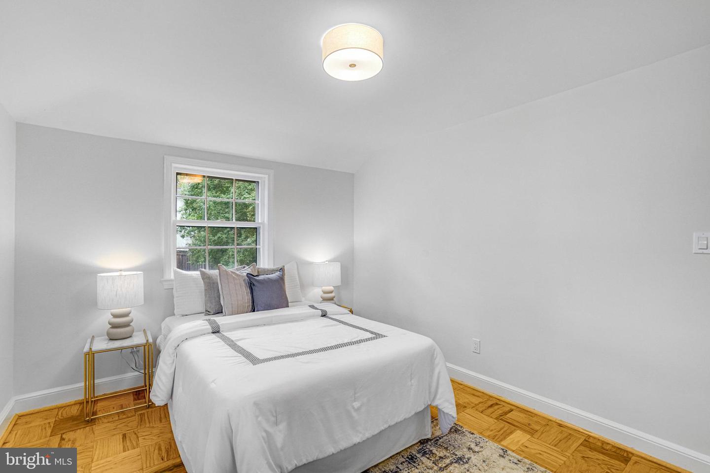 5424 24TH ST N, ARLINGTON, Virginia 22205, 3 Bedrooms Bedrooms, ,1 BathroomBathrooms,Residential,For sale,5424 24TH ST N,VAAR2063700 MLS # VAAR2063700
