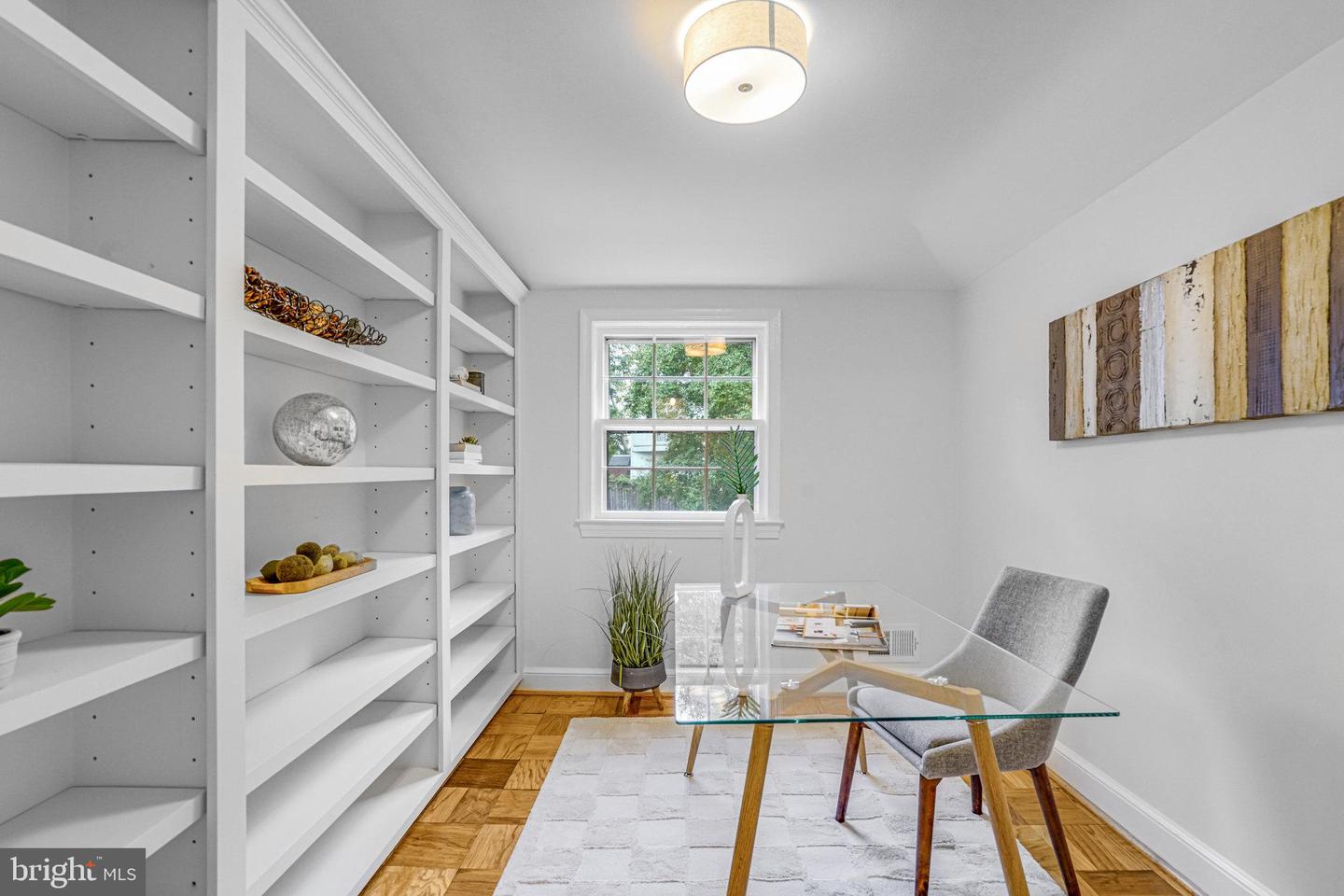 5424 24TH ST N, ARLINGTON, Virginia 22205, 3 Bedrooms Bedrooms, ,1 BathroomBathrooms,Residential,For sale,5424 24TH ST N,VAAR2063700 MLS # VAAR2063700