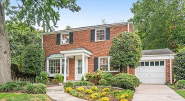 5424 24TH ST N, ARLINGTON, Virginia 22205, 3 Bedrooms Bedrooms, ,1 BathroomBathrooms,Residential,For sale,5424 24TH ST N,VAAR2063700 MLS # VAAR2063700