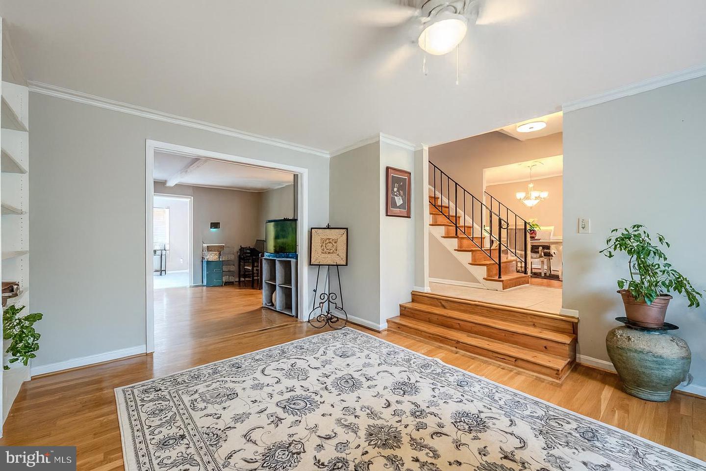 9256 STONEWALL CT, MANASSAS, Virginia 20110, 4 Bedrooms Bedrooms, ,2 BathroomsBathrooms,Residential,For sale,9256 STONEWALL CT,VAMN2009362 MLS # VAMN2009362