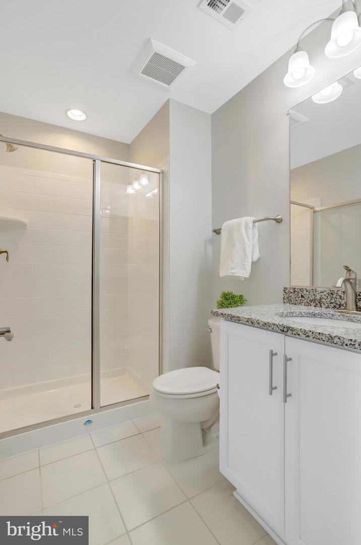 2004 POTOMAC AVE, ALEXANDRIA, Virginia 22301, 4 Bedrooms Bedrooms, ,4 BathroomsBathrooms,Residential,For sale,2004 POTOMAC AVE,VAAX2049720 MLS # VAAX2049720