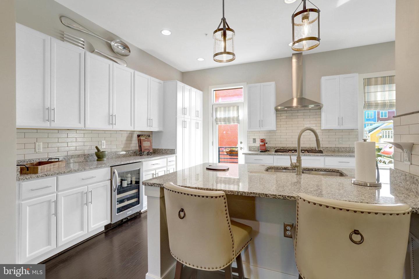 2004 POTOMAC AVE, ALEXANDRIA, Virginia 22301, 4 Bedrooms Bedrooms, ,4 BathroomsBathrooms,Residential,For sale,2004 POTOMAC AVE,VAAX2049720 MLS # VAAX2049720