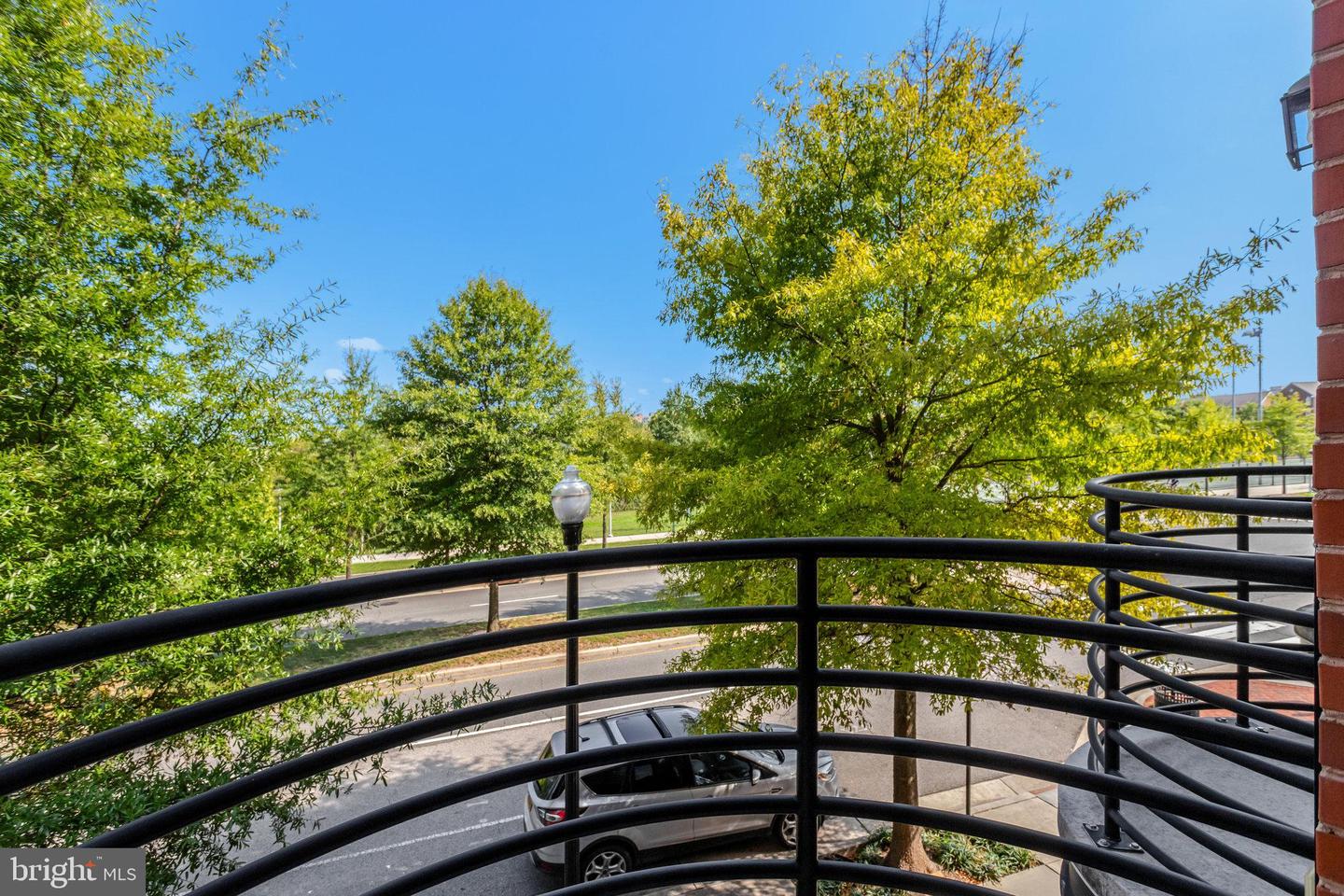 2004 POTOMAC AVE, ALEXANDRIA, Virginia 22301, 4 Bedrooms Bedrooms, ,4 BathroomsBathrooms,Residential,For sale,2004 POTOMAC AVE,VAAX2049720 MLS # VAAX2049720