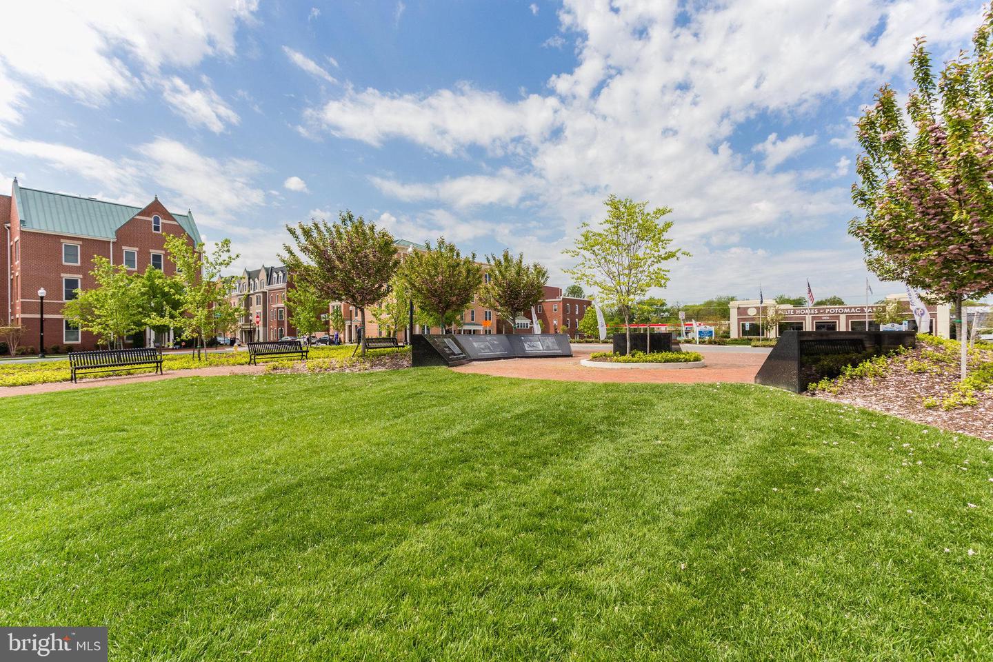 2004 POTOMAC AVE, ALEXANDRIA, Virginia 22301, 4 Bedrooms Bedrooms, ,4 BathroomsBathrooms,Residential,For sale,2004 POTOMAC AVE,VAAX2049720 MLS # VAAX2049720