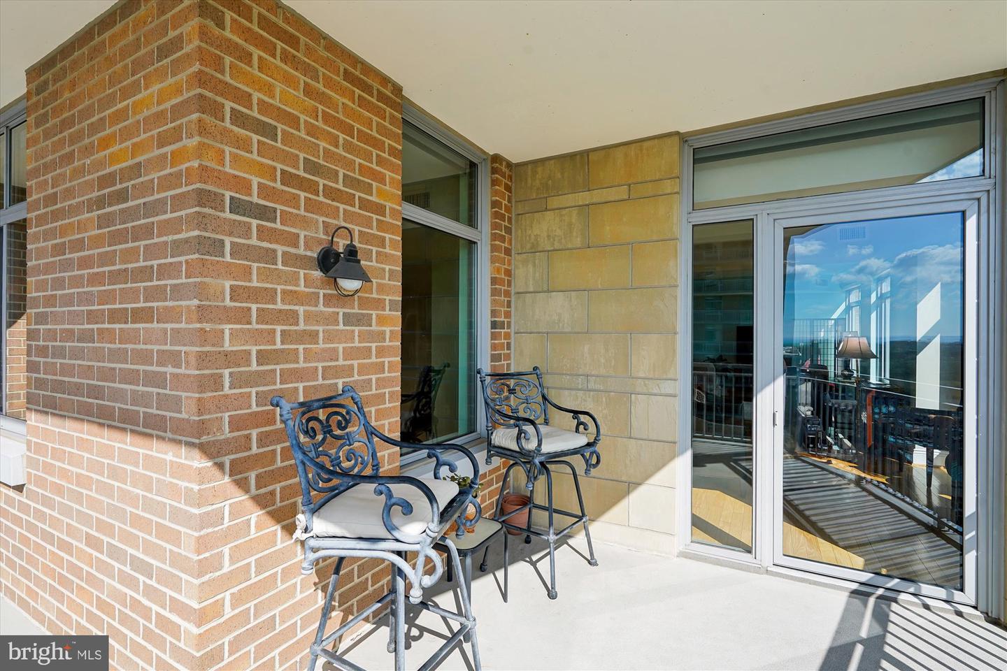 11990 MARKET ST #1202, RESTON, Virginia 20190, 3 Bedrooms Bedrooms, ,3 BathroomsBathrooms,Residential,For sale,11990 MARKET ST #1202,VAFX2267618 MLS # VAFX2267618