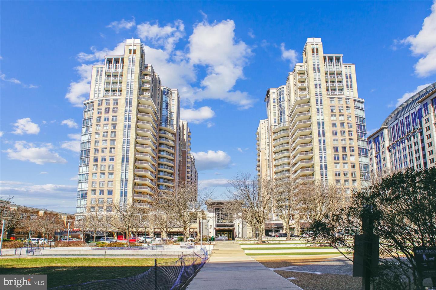 11990 MARKET ST #1202, RESTON, Virginia 20190, 3 Bedrooms Bedrooms, ,3 BathroomsBathrooms,Residential,For sale,11990 MARKET ST #1202,VAFX2267618 MLS # VAFX2267618