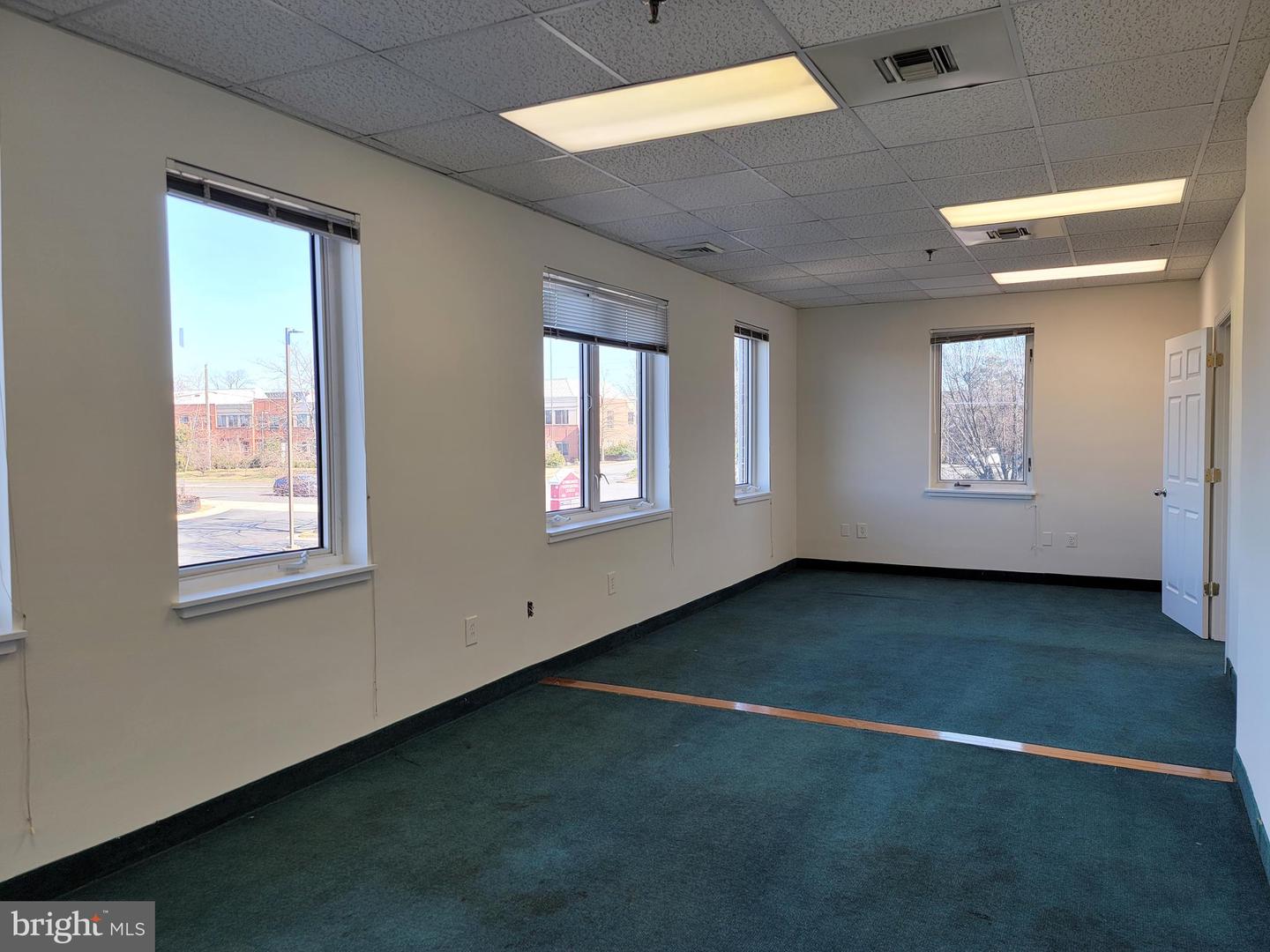 462 HERNDON PKWY #201, HERNDON, Virginia 20170, ,Land,For sale,462 HERNDON PKWY #201,VAFX2156022 MLS # VAFX2156022