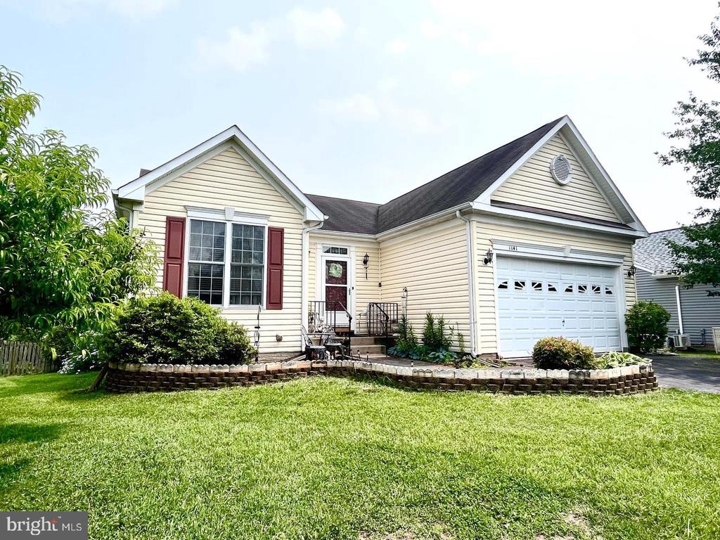 1141 VIRGINIA AVE, CULPEPER, Virginia 22701, 3 Bedrooms Bedrooms, ,2 BathroomsBathrooms,Residential,1141 VIRGINIA AVE,VACU2010888 MLS # VACU2010888