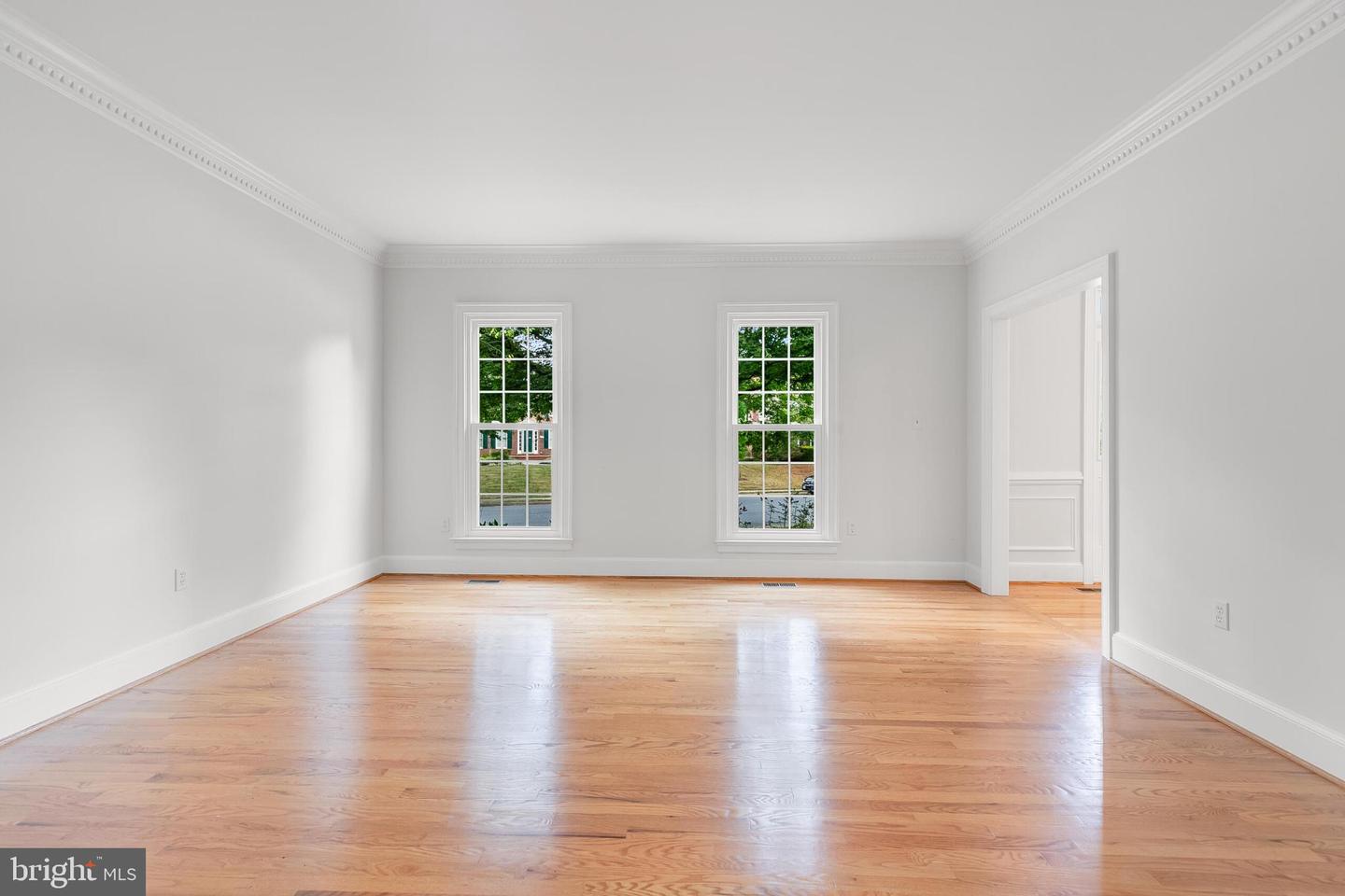 1508 WOODLEA DR SW, LEESBURG, Virginia 20175, 5 Bedrooms Bedrooms, 10 Rooms Rooms,4 BathroomsBathrooms,Residential,For sale,1508 WOODLEA DR SW,VALO2107144 MLS # VALO2107144