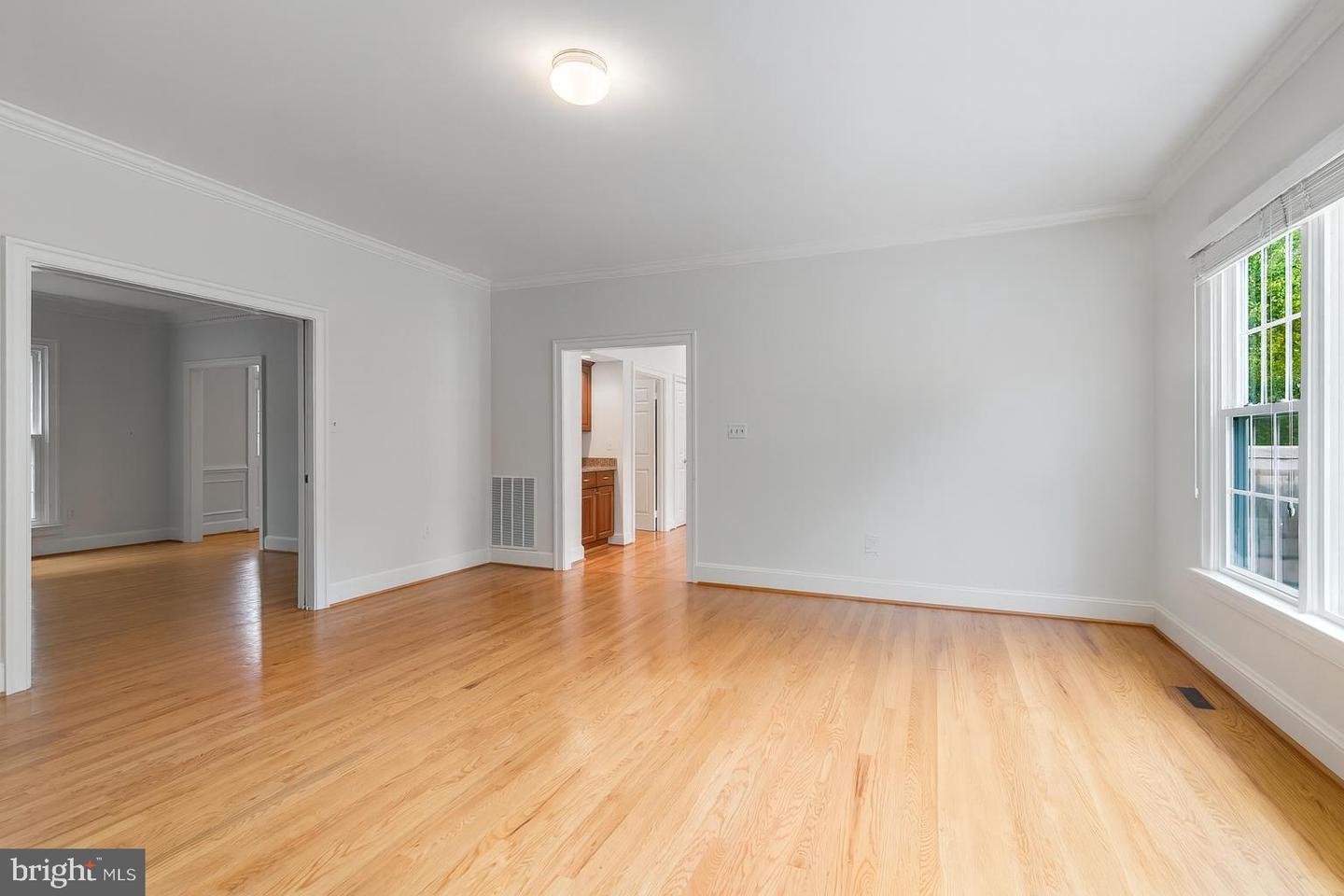 1508 WOODLEA DR SW, LEESBURG, Virginia 20175, 5 Bedrooms Bedrooms, 10 Rooms Rooms,4 BathroomsBathrooms,Residential,For sale,1508 WOODLEA DR SW,VALO2107144 MLS # VALO2107144