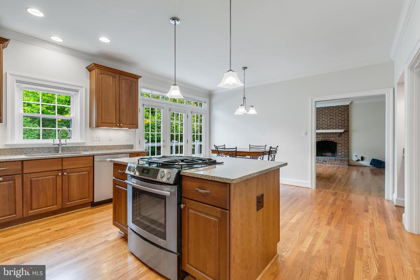 1508 WOODLEA DR SW, LEESBURG, Virginia 20175, 5 Bedrooms Bedrooms, 10 Rooms Rooms,4 BathroomsBathrooms,Residential,For sale,1508 WOODLEA DR SW,VALO2107144 MLS # VALO2107144