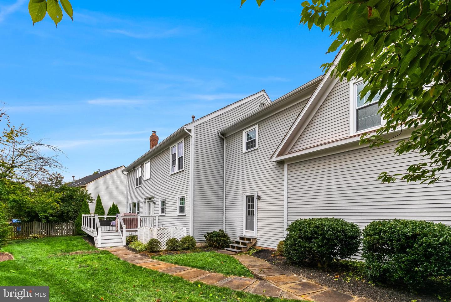 1508 WOODLEA DR SW, LEESBURG, Virginia 20175, 5 Bedrooms Bedrooms, 10 Rooms Rooms,4 BathroomsBathrooms,Residential,For sale,1508 WOODLEA DR SW,VALO2107144 MLS # VALO2107144