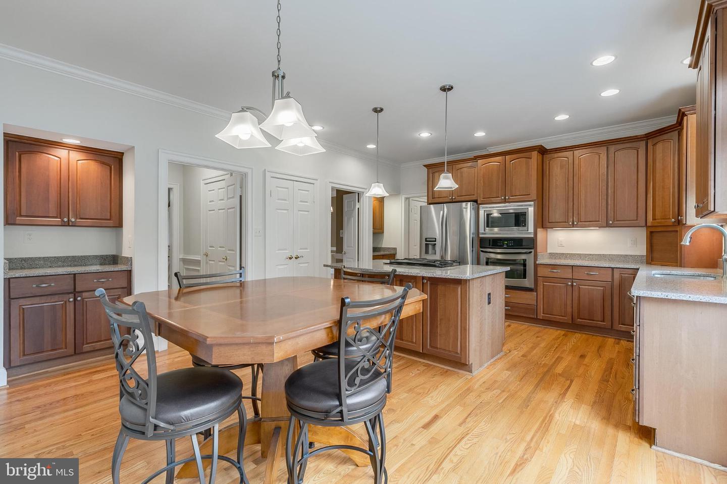 1508 WOODLEA DR SW, LEESBURG, Virginia 20175, 5 Bedrooms Bedrooms, 10 Rooms Rooms,4 BathroomsBathrooms,Residential,For sale,1508 WOODLEA DR SW,VALO2107144 MLS # VALO2107144