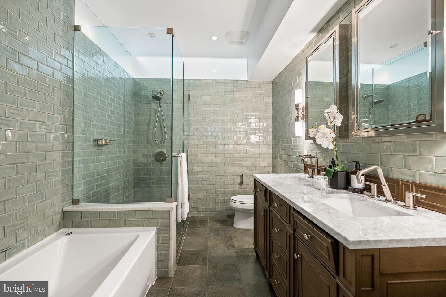 1762 CHURCH ST NW, WASHINGTON, District Of Columbia 20036, 4 Bedrooms Bedrooms, ,4 BathroomsBathrooms,Residential,For sale,1762 CHURCH ST NW,DCDC2224380 MLS # DCDC2224380