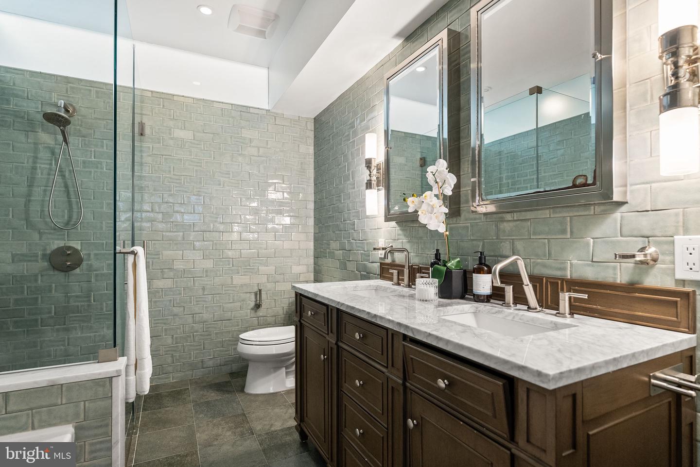 1762 CHURCH ST NW, WASHINGTON, District Of Columbia 20036, 4 Bedrooms Bedrooms, ,4 BathroomsBathrooms,Residential,For sale,1762 CHURCH ST NW,DCDC2224380 MLS # DCDC2224380