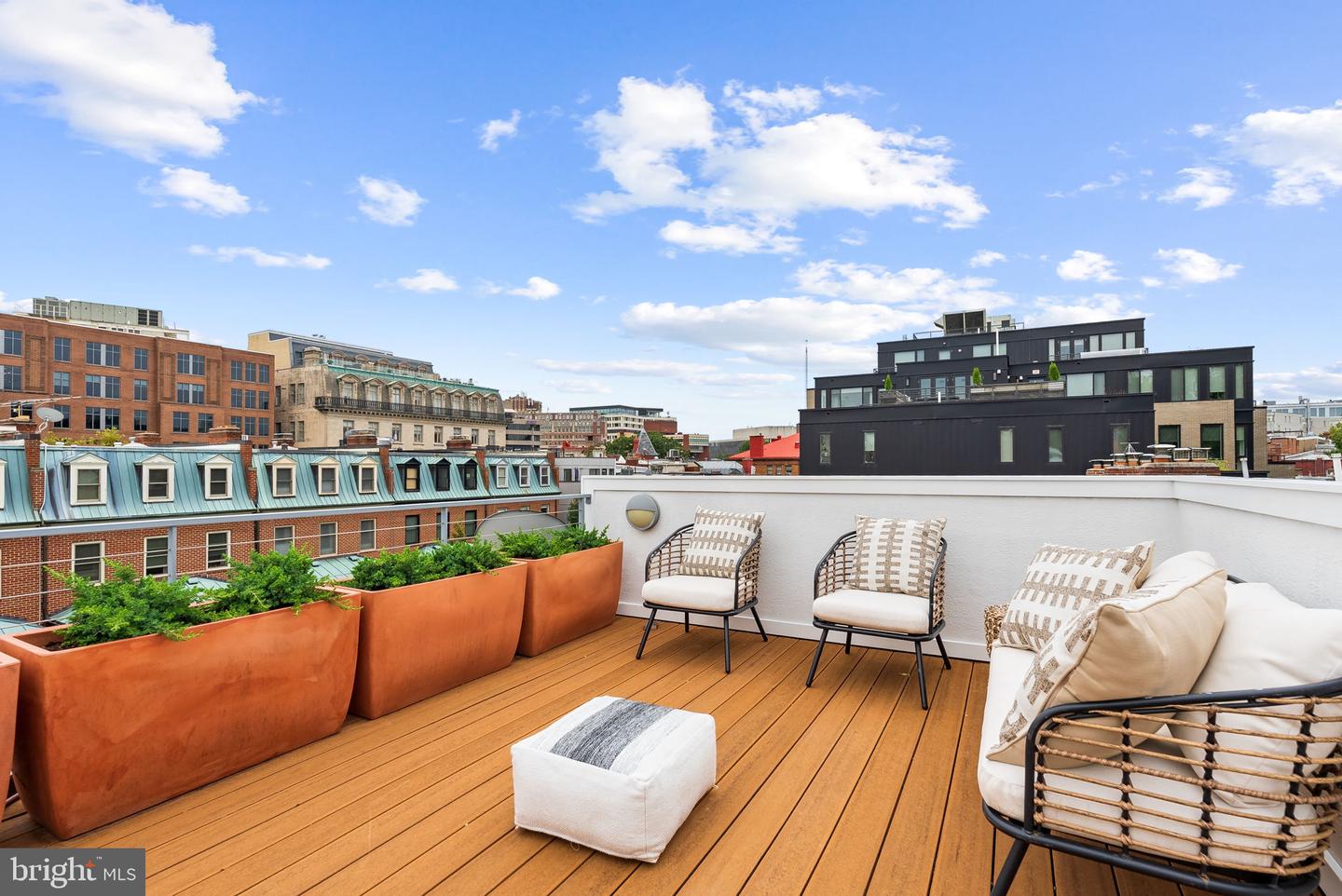 1762 CHURCH ST NW, WASHINGTON, District Of Columbia 20036, 4 Bedrooms Bedrooms, ,4 BathroomsBathrooms,Residential,For sale,1762 CHURCH ST NW,DCDC2224380 MLS # DCDC2224380