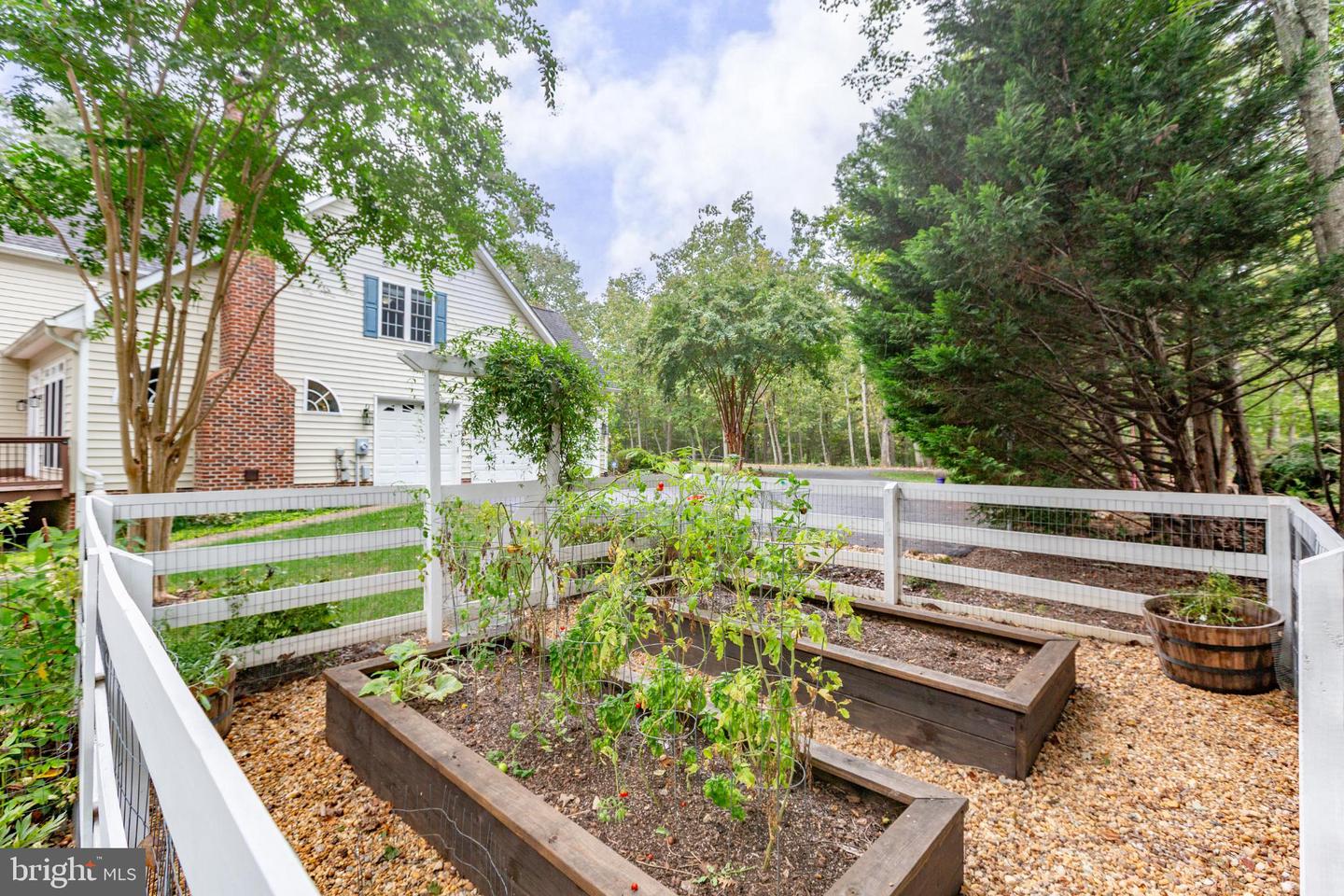 13515 PERIMETER DR, FREDERICKSBURG, Virginia 22407, 4 Bedrooms Bedrooms, 16 Rooms Rooms,3 BathroomsBathrooms,Residential,For sale,13515 PERIMETER DR,VASP2036542 MLS # VASP2036542