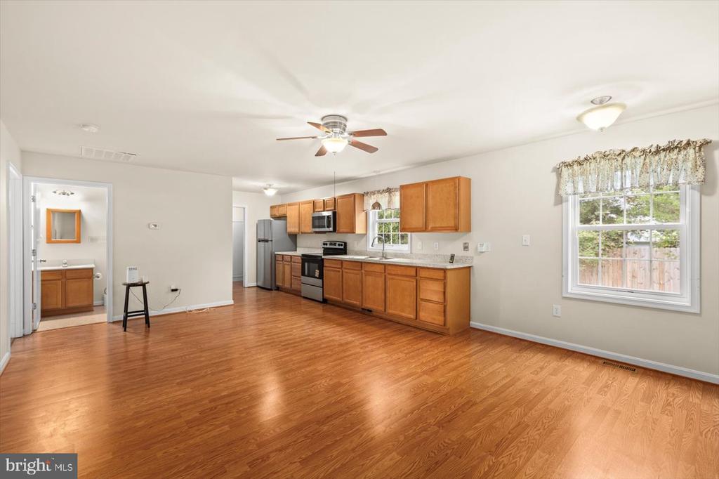 6026 MASSAPONAX DR, FREDERICKSBURG, Virginia 22407, 4 Bedrooms Bedrooms, ,3 BathroomsBathrooms,Residential,6026 MASSAPONAX DR,VASP2036582 MLS # VASP2036582