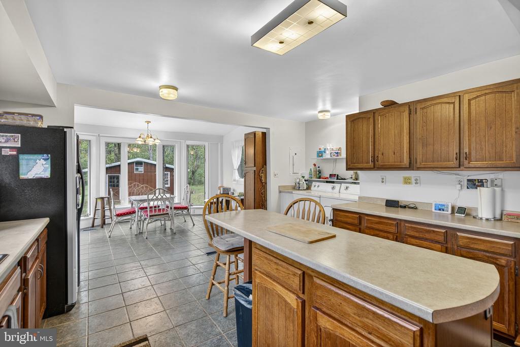 6525 RIXEYVILLE RD, RIXEYVILLE, Virginia 22737, 3 Bedrooms Bedrooms, ,3 BathroomsBathrooms,Residential,6525 RIXEYVILLE RD,VACU2011714 MLS # VACU2011714